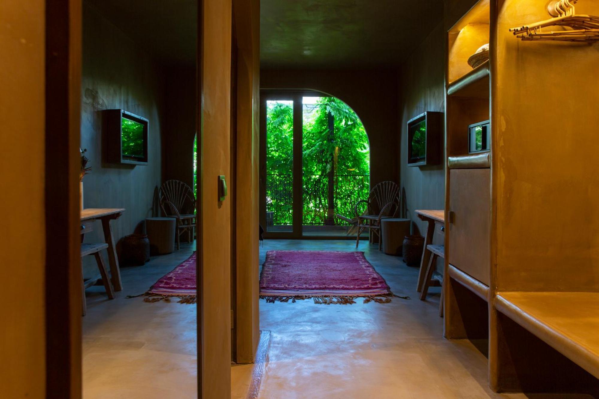 Life Gallery Hotel & Spa Корча Екстериор снимка